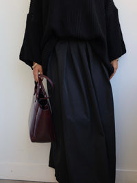 Pleated skirt black